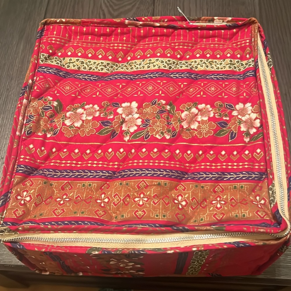 Vintage Quilted Zip Up Storage Chest 4 squares Kitchen Holiday Organization